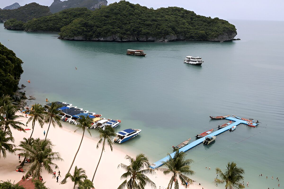 Angthong National Marine Park