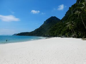 Angthong National Marine Park Tour Booking Guide